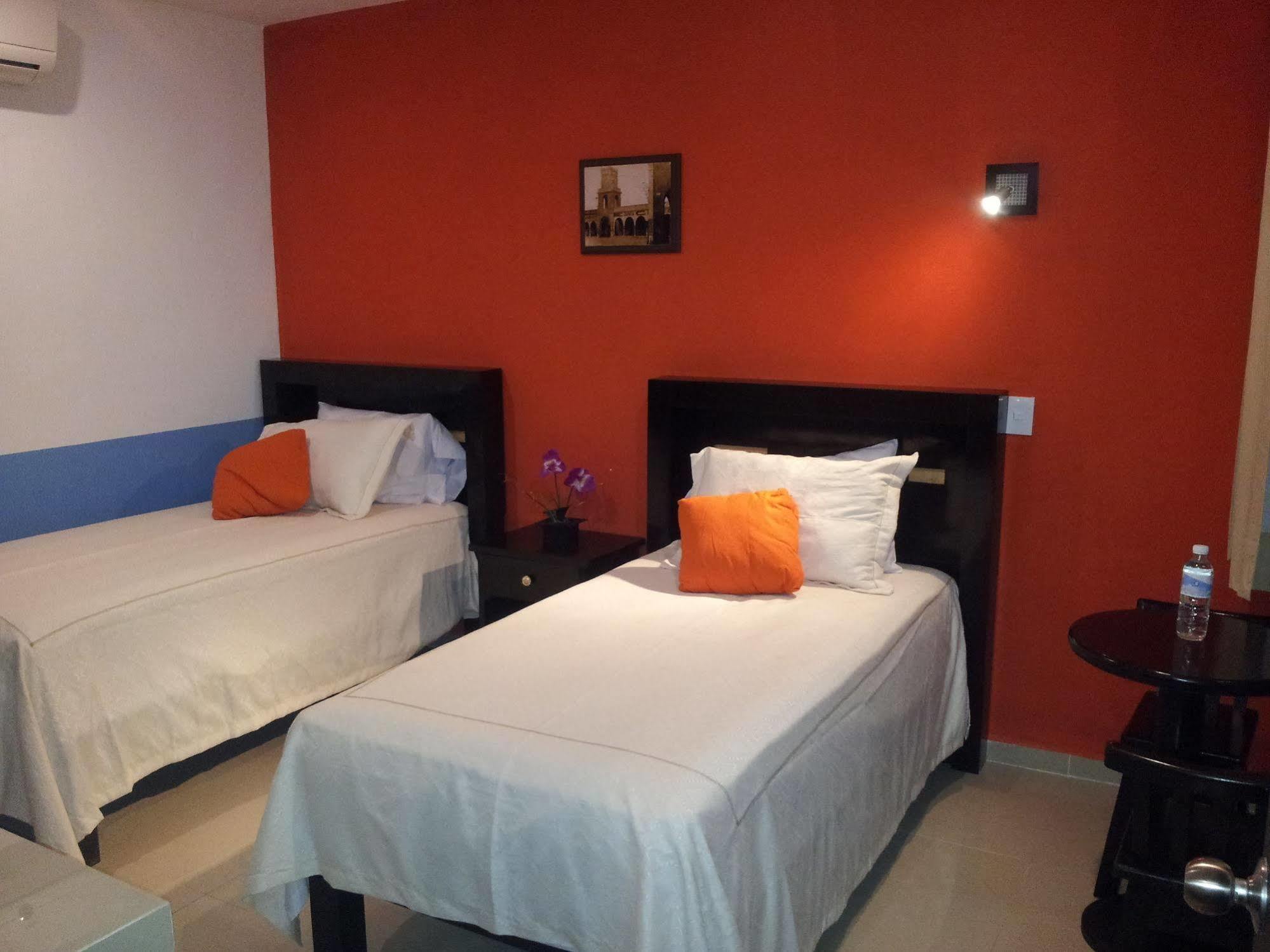 Hotel Catedral Καμπέτσε Εξωτερικό φωτογραφία