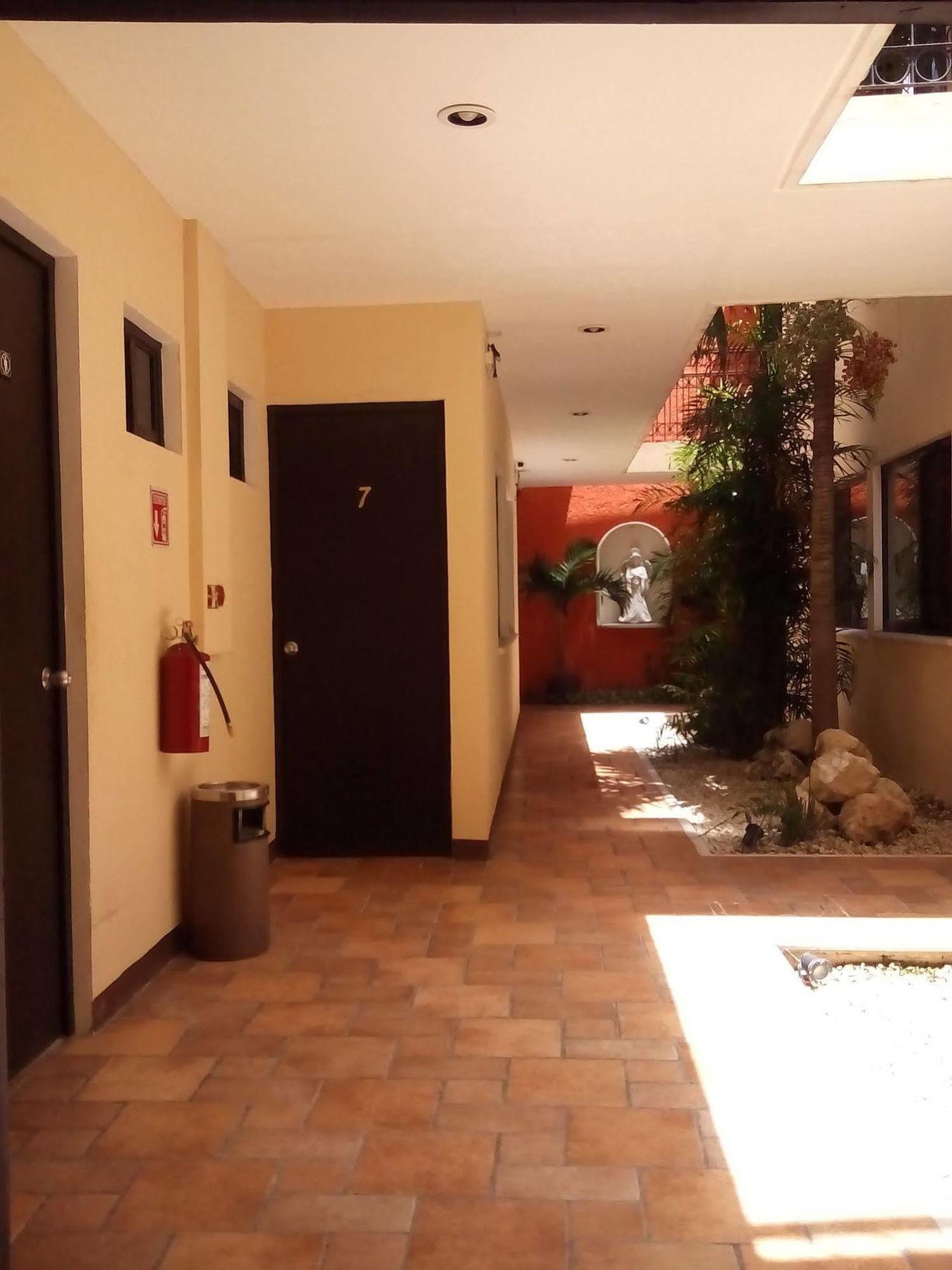 Hotel Catedral Καμπέτσε Εξωτερικό φωτογραφία
