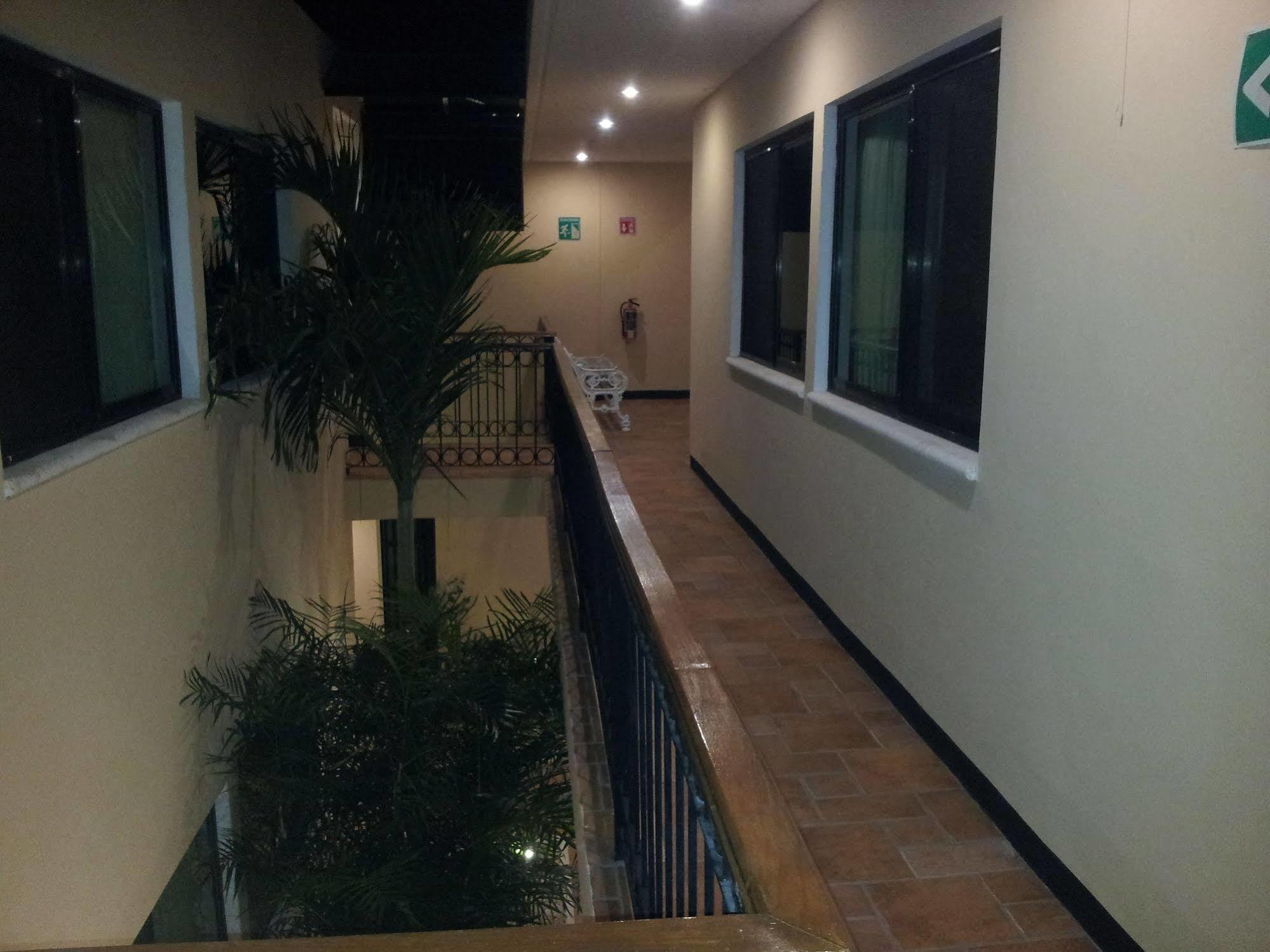 Hotel Catedral Καμπέτσε Εξωτερικό φωτογραφία